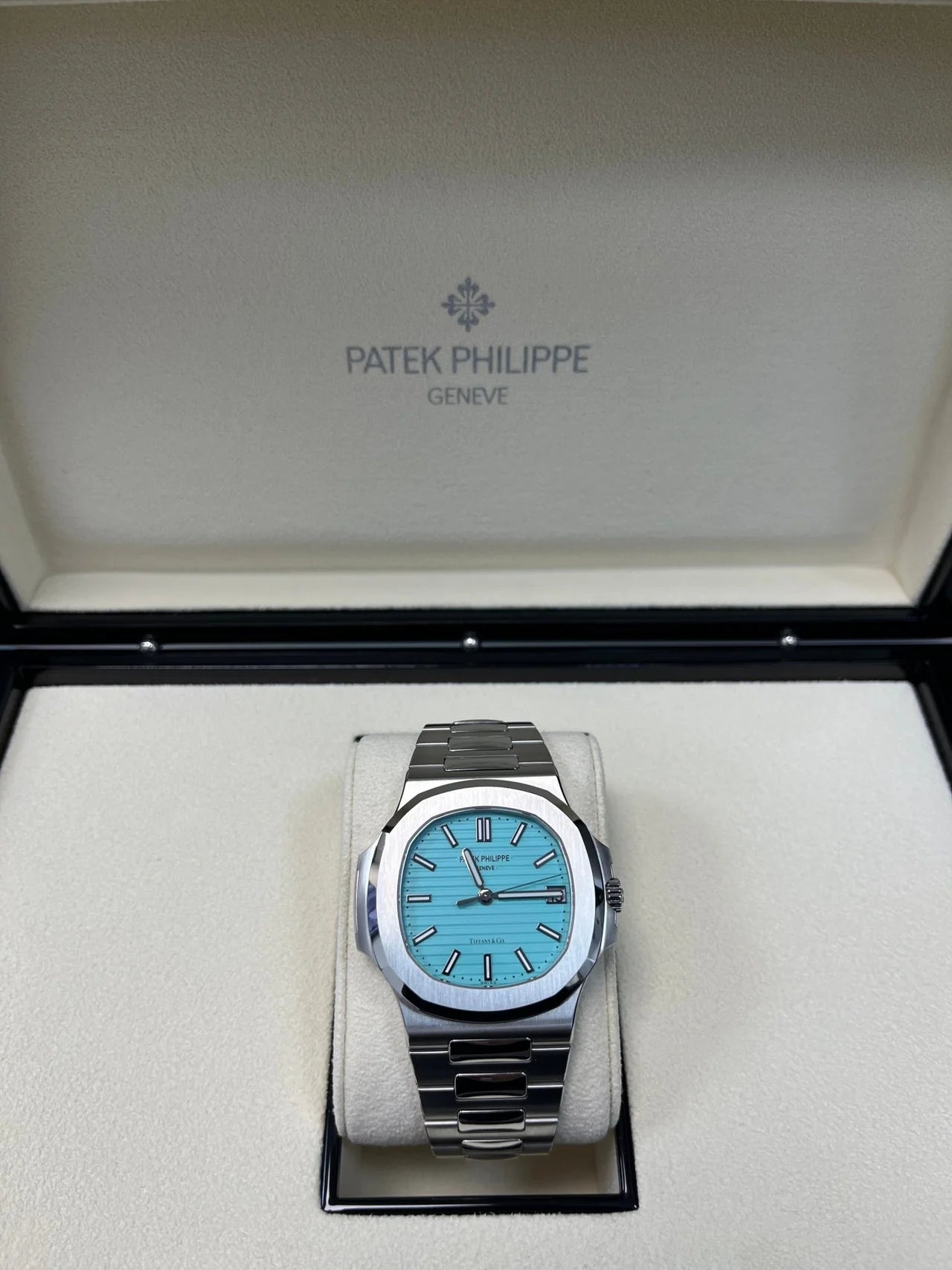 patek philippe nautilus tiffany blue